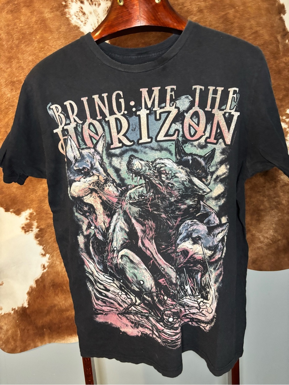 Bring Me The Horizon Wolf Graphic Tee | Y2K Metalcore Vintage Wash Band Shirt
